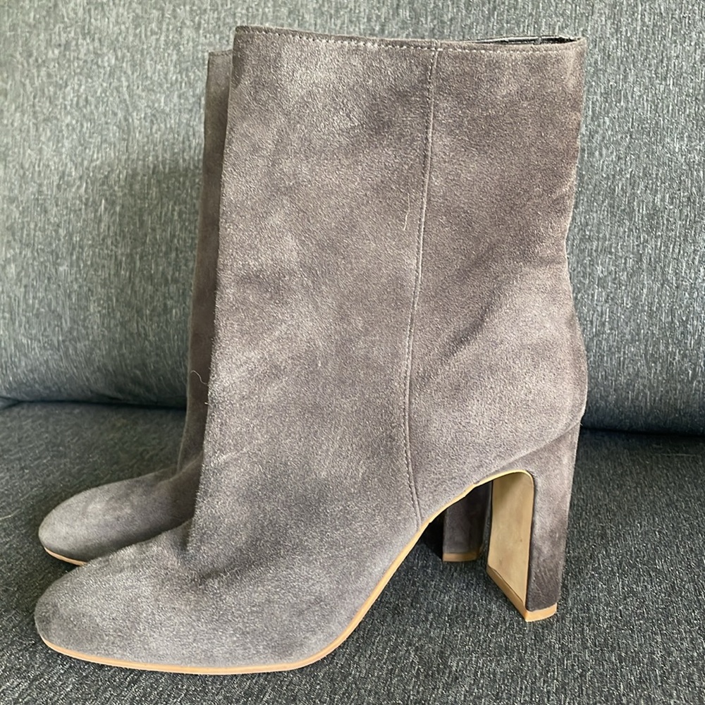 Dolce Vita Anthropologie ankle boots micro suede size 8 charcoal gray
